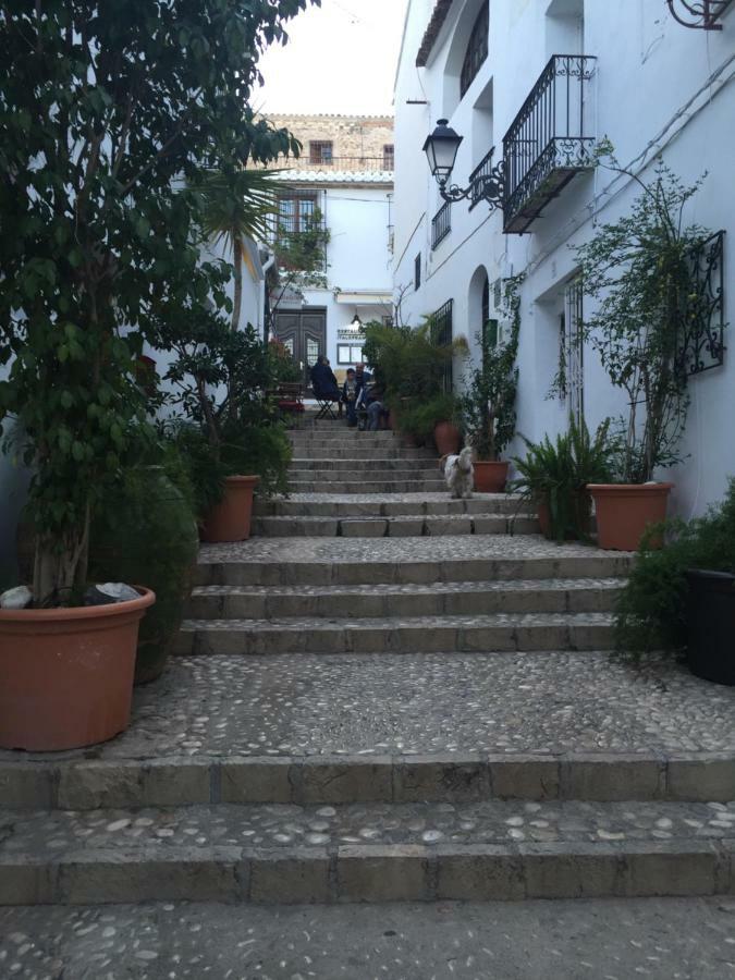 Altea, Callejeando Por Su Casco Antiguo. Exterior photo